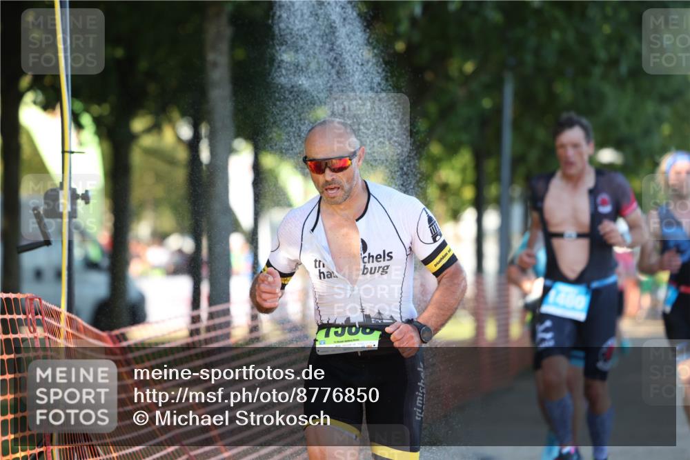 07.09.2025 - 19. Norderstedt Triathlon Michael Strokosch http://msf.ph/oto/8776850 07.09.2025 16:49:00 Laufen 882, 914, 1053, 1108, 1448, 1460, 1551, 1588 meine-sportfotos.de