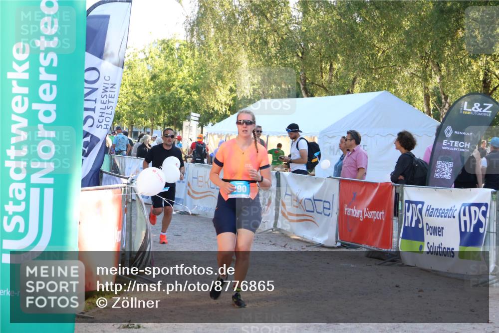 07.09.2025 - 19. Norderstedt Triathlon Zöllner http://msf.ph/oto/8776865 07.09.2025 17:12:07 Ziel 390, 1413 meine-sportfotos.de