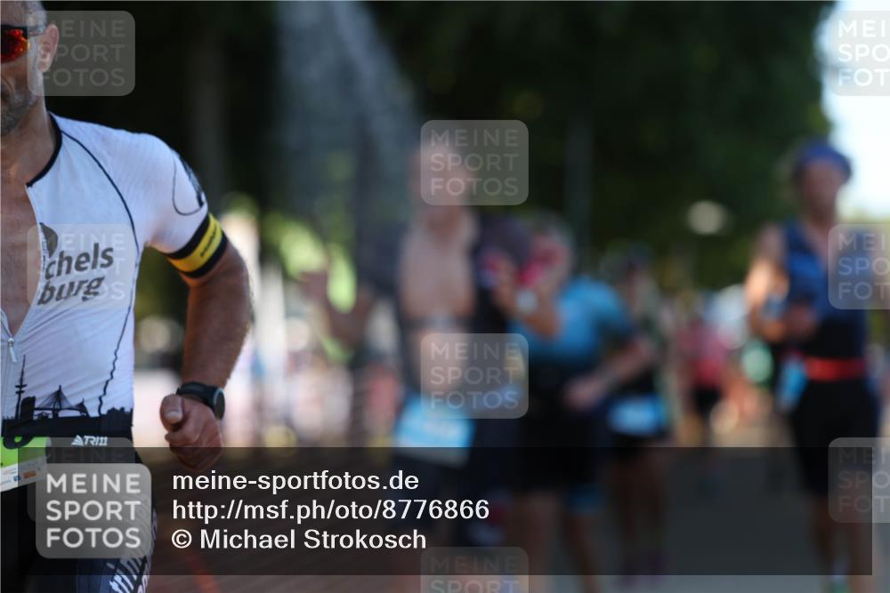 07.09.2025 - 19. Norderstedt Triathlon Michael Strokosch http://msf.ph/oto/8776866 07.09.2025 16:49:01 Laufen 882, 914, 1108, 1448, 1460, 1588 meine-sportfotos.de