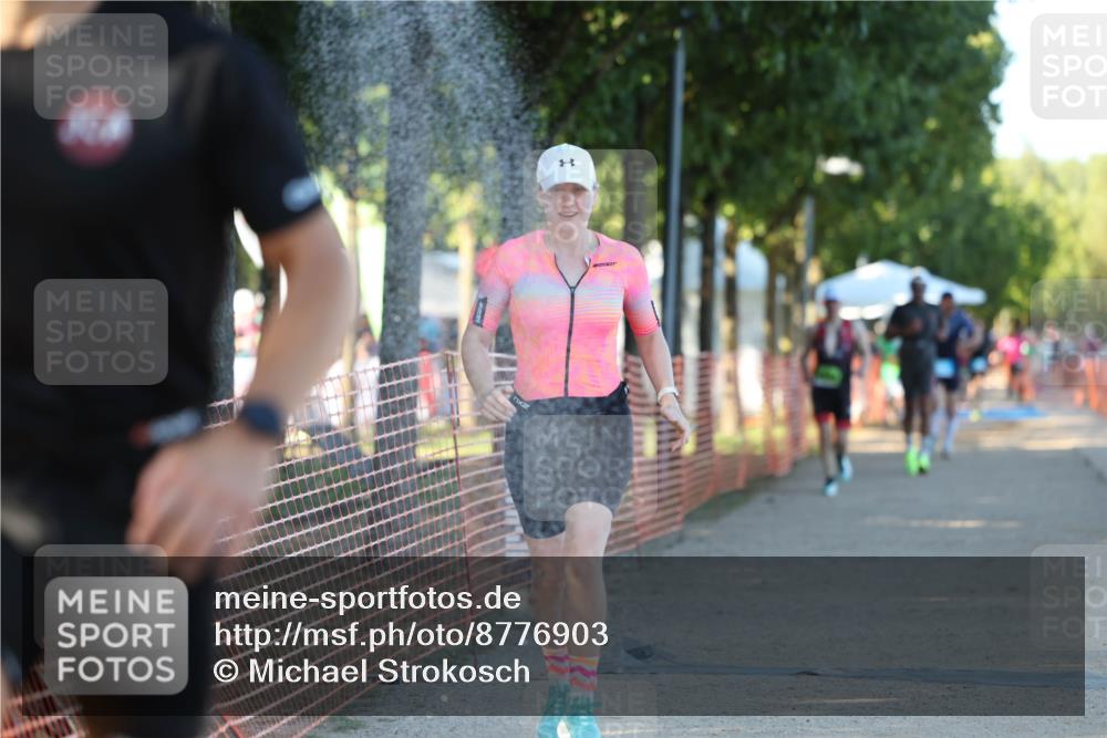07.09.2025 - 19. Norderstedt Triathlon Michael Strokosch http://msf.ph/oto/8776903 07.09.2025 16:49:07 Laufen 914, 1448, 1574 meine-sportfotos.de