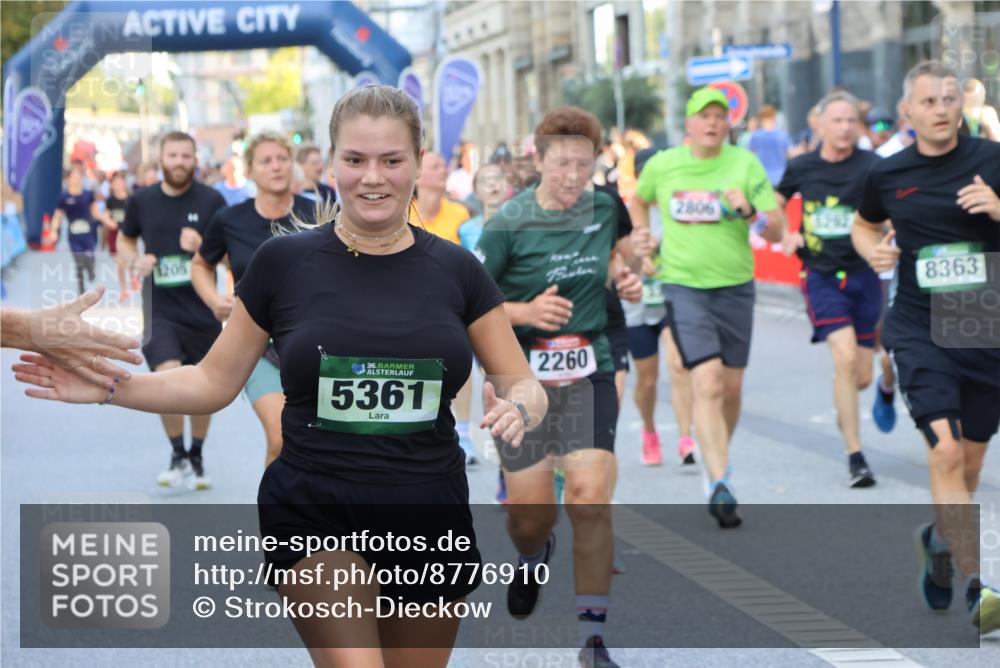 07.09.2025 - BARMER Alsterlauf Strokosch-Dieckow http://msf.ph/oto/8776910 07.09.2025 10:07:21 Ziel 2292, 2315, 2372, 2520, 2755, 2893, 2965, 3063, 3837, 3864, 3976, 4110, 4610, 4771, 4860, 5173, 5212, 5315, 5402, 5475, 5524, 5593, 5854, 5935, 5939, 6140, 6141, 6146, 6219, 6343, 8282 meine-sportfotos.de