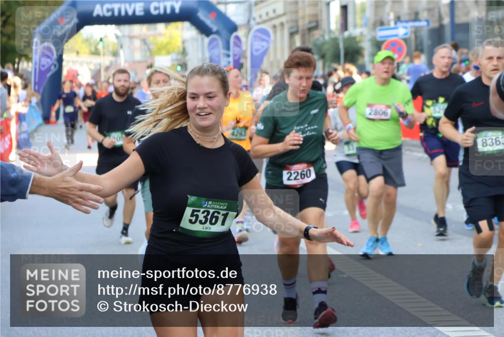 07.09.2025 - BARMER Alsterlauf Strokosch-Dieckow http://msf.ph/oto/8776938 07.09.2025 10:07:21 Ziel 2292, 2315, 2372, 2520, 2755, 2893, 2965, 3063, 3837, 3864, 3976, 4110, 4610, 4771, 4860, 5173, 5212, 5315, 5402, 5475, 5524, 5593, 5854, 5935, 5939, 6140, 6141, 6146, 6219, 6343, 8282 meine-sportfotos.de