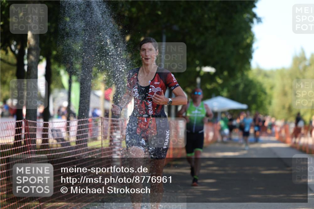 07.09.2025 - 19. Norderstedt Triathlon Michael Strokosch http://msf.ph/oto/8776961 07.09.2025 15:49:33 Laufen 438 meine-sportfotos.de