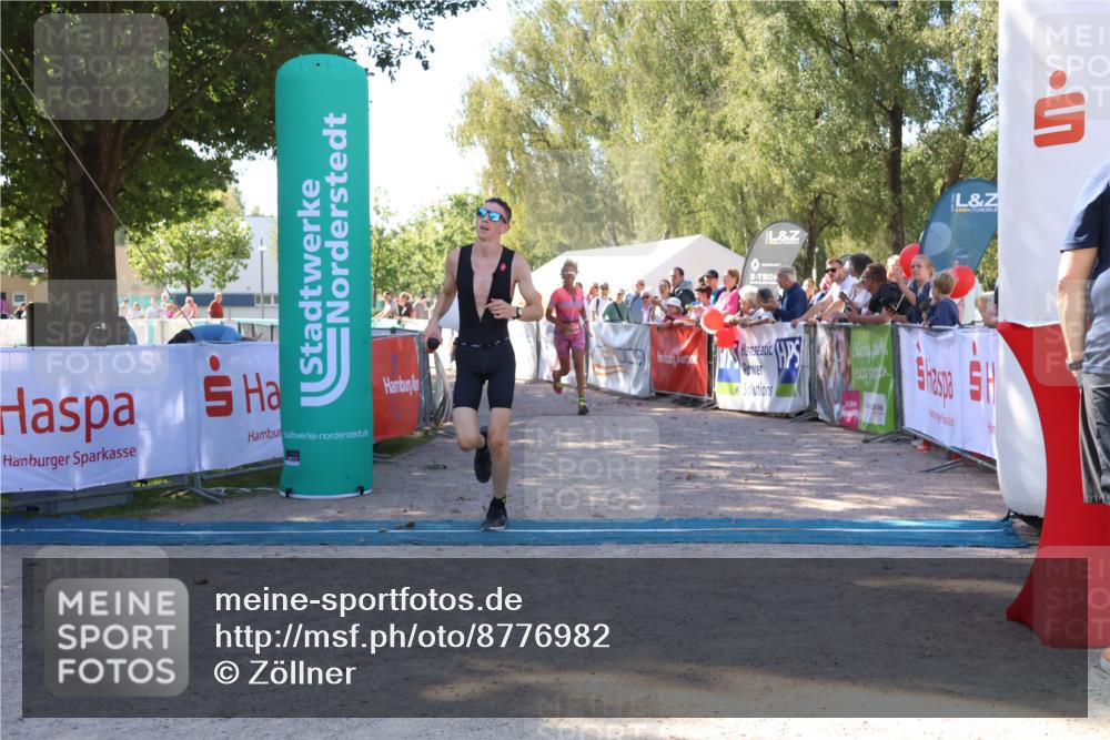 07.09.2025 - 19. Norderstedt Triathlon Zöllner http://msf.ph/oto/8776982 07.09.2025 12:07:47 Ziel 821, 1200, 1314 meine-sportfotos.de