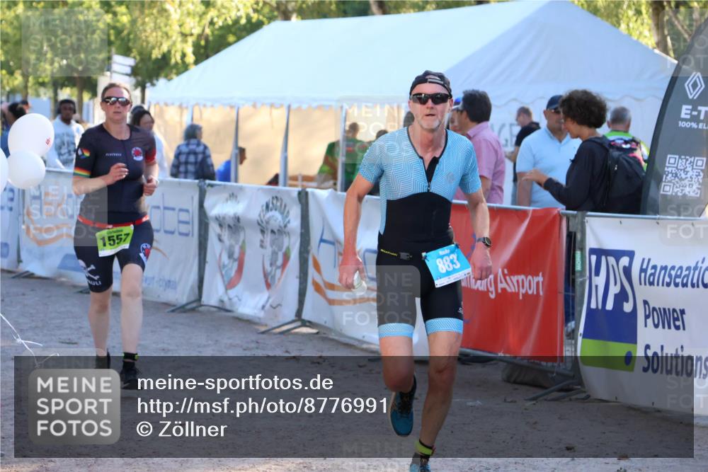 07.09.2025 - 19. Norderstedt Triathlon Zöllner http://msf.ph/oto/8776991 07.09.2025 17:12:40 Ziel 883, 1557 meine-sportfotos.de