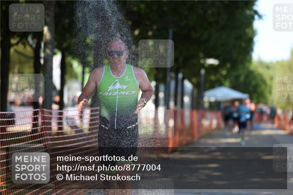 07.09.2025 - 19. Norderstedt Triathlon Michael Strokosch http://msf.ph/oto/8777004 07.09.2025 15:49:36 Laufen 430, 438 meine-sportfotos.de