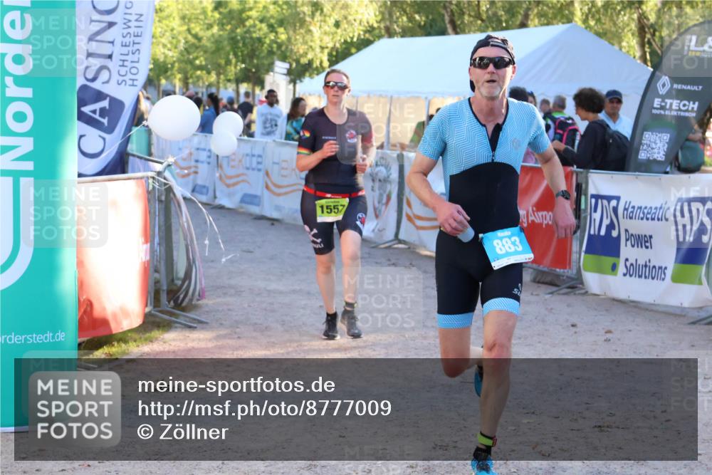 07.09.2025 - 19. Norderstedt Triathlon Zöllner http://msf.ph/oto/8777009 07.09.2025 17:12:41 Ziel 883, 1557 meine-sportfotos.de