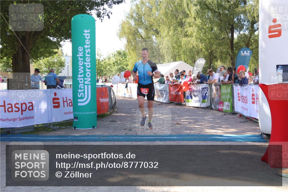 07.09.2025 - 19. Norderstedt Triathlon Zöllner http://msf.ph/oto/8777032 07.09.2025 12:08:28 Ziel 734 meine-sportfotos.de