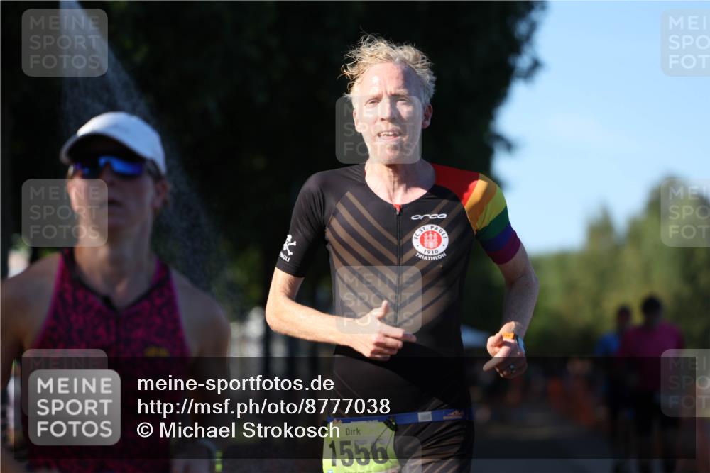 07.09.2025 - 19. Norderstedt Triathlon Michael Strokosch http://msf.ph/oto/8777038 07.09.2025 16:49:28 Laufen 425, 878, 950, 1556 meine-sportfotos.de