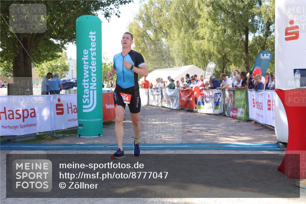 07.09.2025 - 19. Norderstedt Triathlon Zöllner http://msf.ph/oto/8777047 07.09.2025 12:08:29 Ziel 734 meine-sportfotos.de