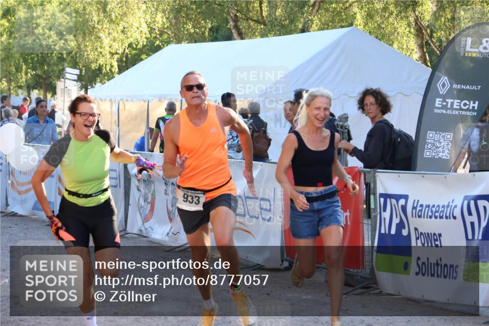 07.09.2025 - 19. Norderstedt Triathlon Zöllner http://msf.ph/oto/8777057 07.09.2025 17:12:48 Ziel 883, 933, 1557 meine-sportfotos.de