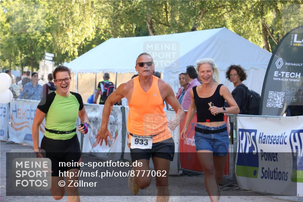 07.09.2025 - 19. Norderstedt Triathlon Zöllner http://msf.ph/oto/8777062 07.09.2025 17:12:49 Ziel 933, 1557 meine-sportfotos.de