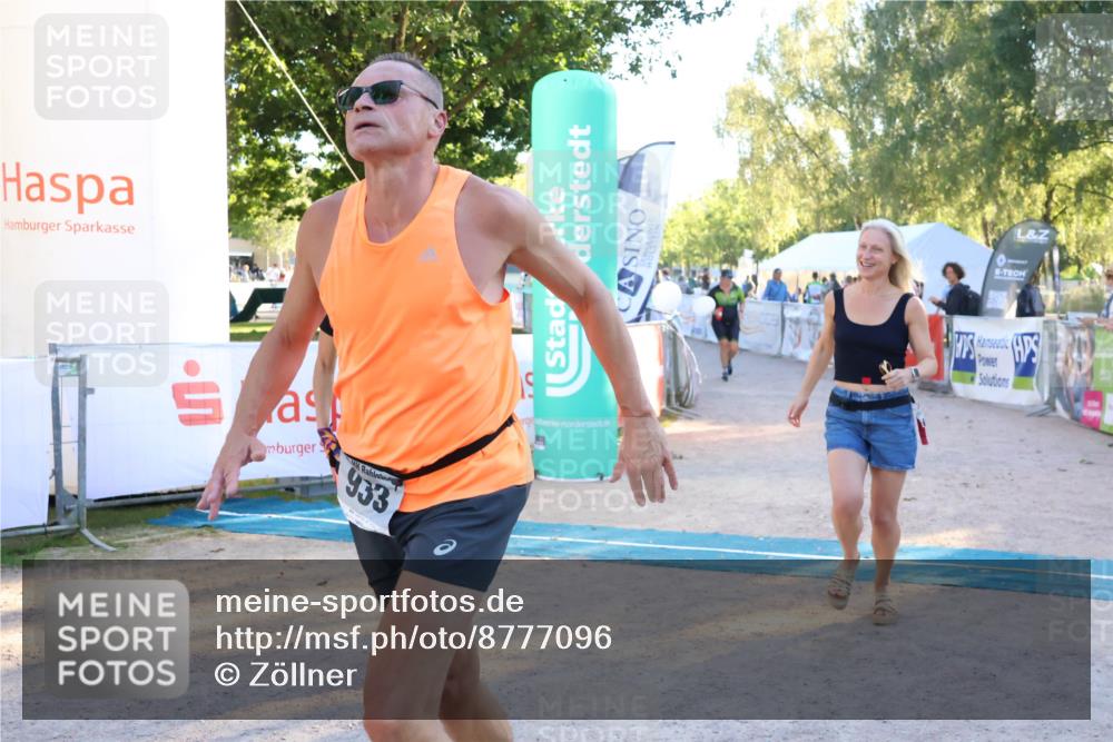 07.09.2025 - 19. Norderstedt Triathlon Zöllner http://msf.ph/oto/8777096 07.09.2025 17:12:50 Ziel 933 meine-sportfotos.de