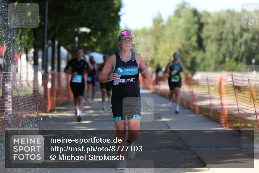 07.09.2025 - 19. Norderstedt Triathlon Michael Strokosch http://msf.ph/oto/8777103 07.09.2025 15:49:49 Laufen 399, 473, 1434, 1486, 1500, 1504 meine-sportfotos.de