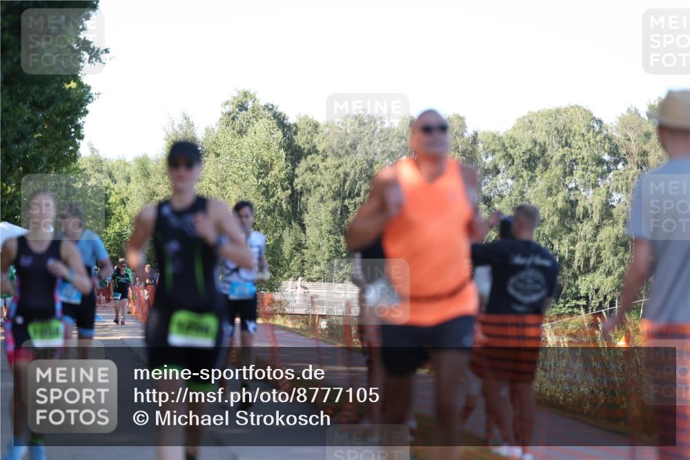 07.09.2025 - 19. Norderstedt Triathlon Michael Strokosch http://msf.ph/oto/8777105 07.09.2025 16:49:44 Laufen 376, 883, 933, 1058, 1096, 1417, 1607 meine-sportfotos.de