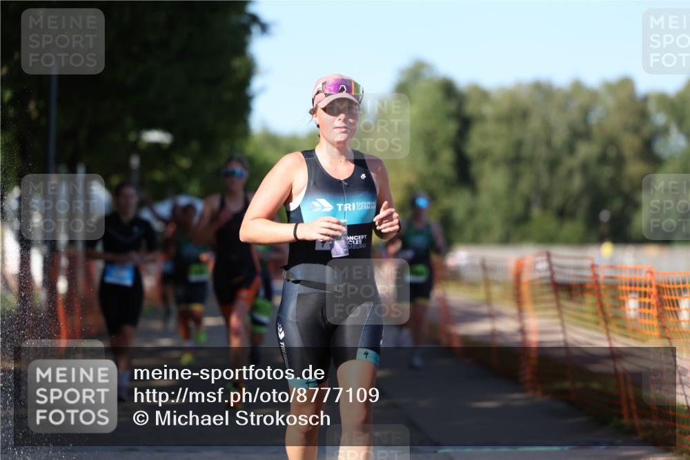 07.09.2025 - 19. Norderstedt Triathlon Michael Strokosch http://msf.ph/oto/8777109 07.09.2025 15:49:50 Laufen 399, 473, 1434, 1486, 1500, 1504 meine-sportfotos.de