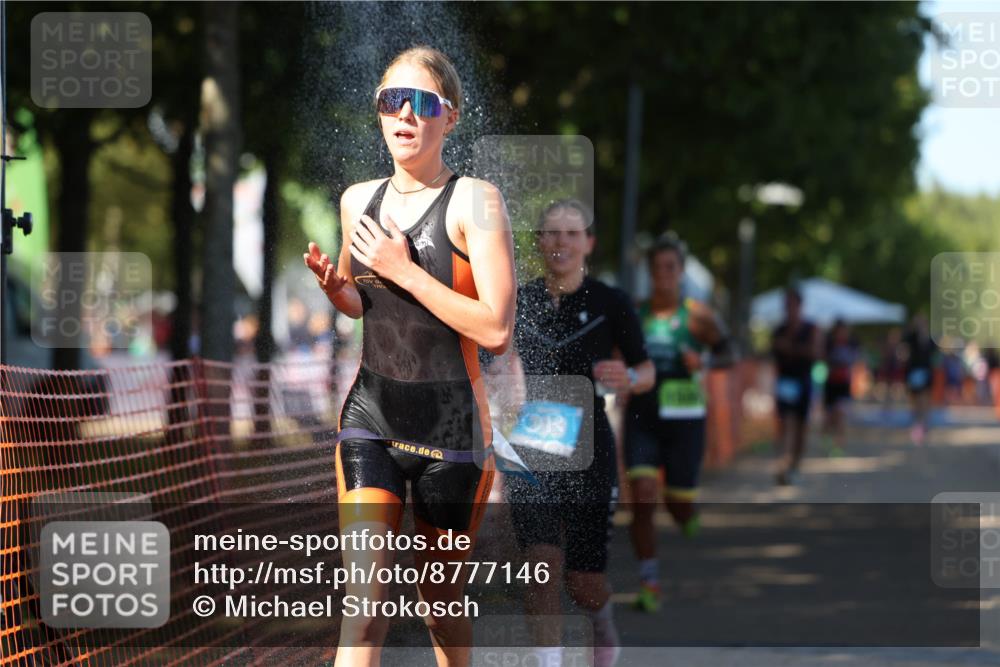 07.09.2025 - 19. Norderstedt Triathlon Michael Strokosch http://msf.ph/oto/8777146 07.09.2025 15:49:52 Laufen 399, 473, 1434, 1486, 1500, 1504 meine-sportfotos.de