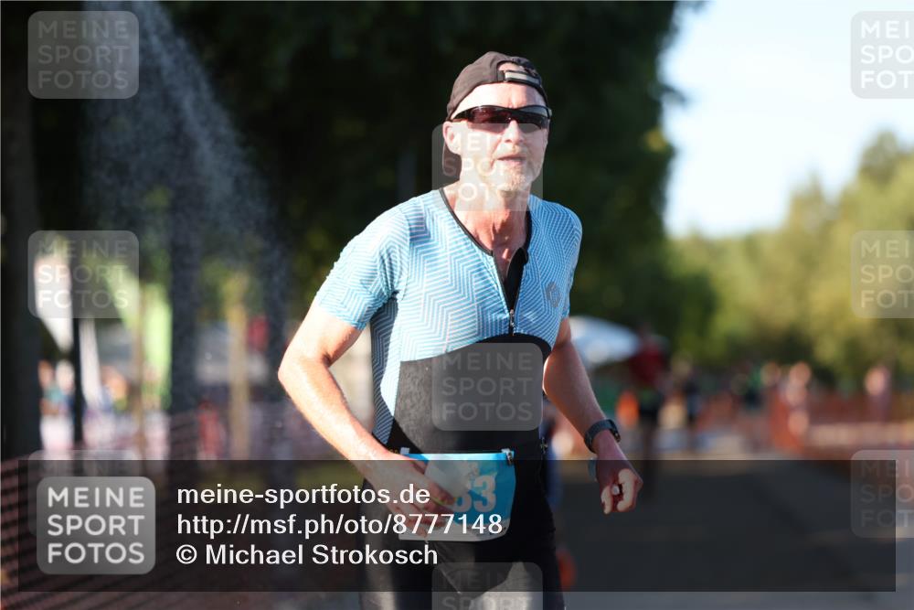 07.09.2025 - 19. Norderstedt Triathlon Michael Strokosch http://msf.ph/oto/8777148 07.09.2025 16:49:49 Laufen 376, 883, 1058, 1417, 1585, 1607 meine-sportfotos.de