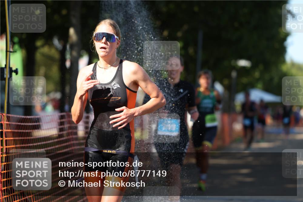 07.09.2025 - 19. Norderstedt Triathlon Michael Strokosch http://msf.ph/oto/8777149 07.09.2025 15:49:53 Laufen 399, 473, 1434, 1486, 1500, 1504 meine-sportfotos.de