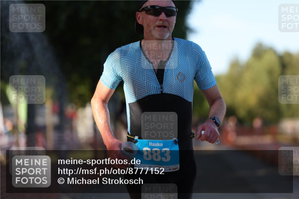 07.09.2025 - 19. Norderstedt Triathlon Michael Strokosch http://msf.ph/oto/8777152 07.09.2025 16:49:49 Laufen 376, 883, 1058, 1417, 1585, 1607 meine-sportfotos.de