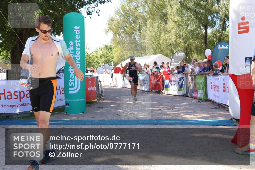 07.09.2025 - 19. Norderstedt Triathlon Zöllner http://msf.ph/oto/8777171 07.09.2025 12:09:17 Ziel 185, 806 meine-sportfotos.de