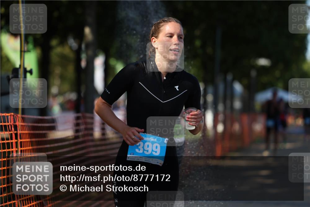 07.09.2025 - 19. Norderstedt Triathlon Michael Strokosch http://msf.ph/oto/8777172 07.09.2025 15:49:54 Laufen 399, 473, 1434, 1500, 1504 meine-sportfotos.de
