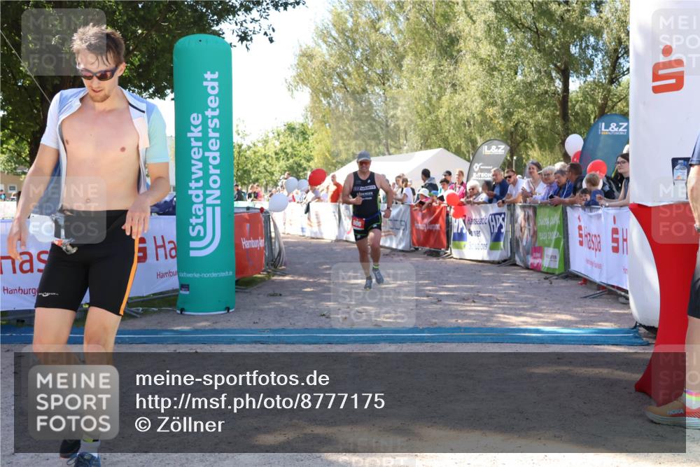 07.09.2025 - 19. Norderstedt Triathlon Zöllner http://msf.ph/oto/8777175 07.09.2025 12:09:17 Ziel 185, 806 meine-sportfotos.de