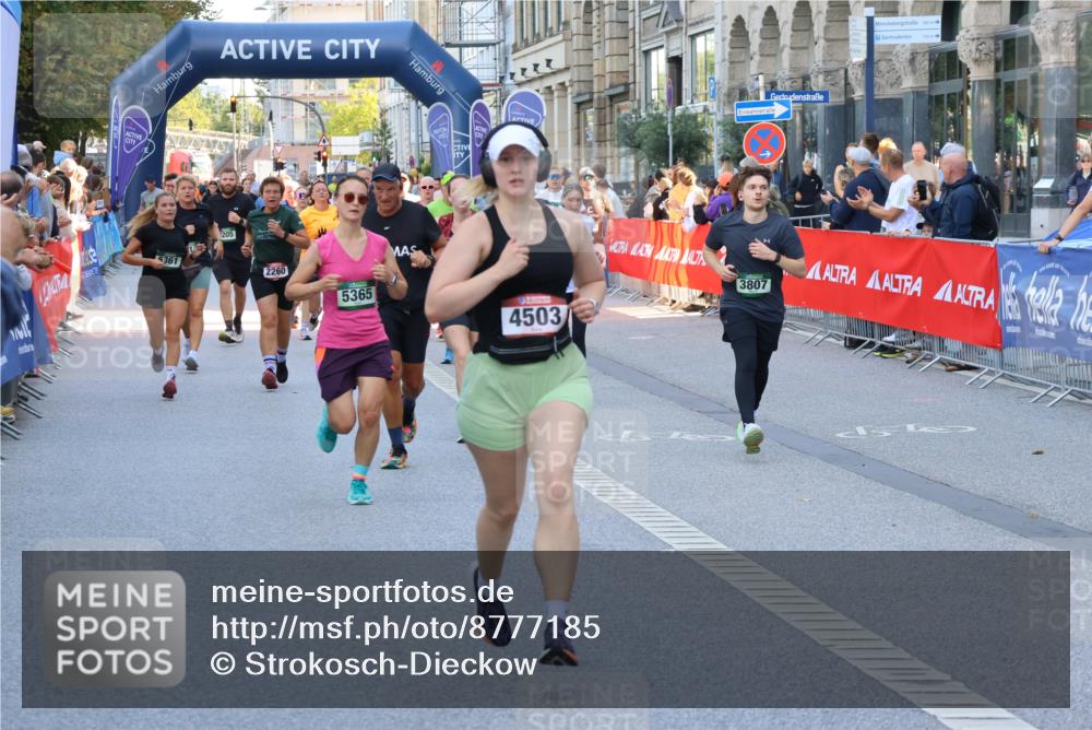 07.09.2025 - BARMER Alsterlauf Strokosch-Dieckow http://msf.ph/oto/8777185 07.09.2025 10:07:15 Ziel 2233, 2353, 2372, 2520, 2662, 2755, 2893, 2939, 2965, 3063, 3108, 3109, 3265, 3837, 3864, 3976, 4110, 4859, 4860, 5173, 5212, 5315, 5399, 5402, 5475, 5524, 5593, 5854, 5939, 6140, 6141, 6146, 6219, 6343, 8282 meine-sportfotos.de