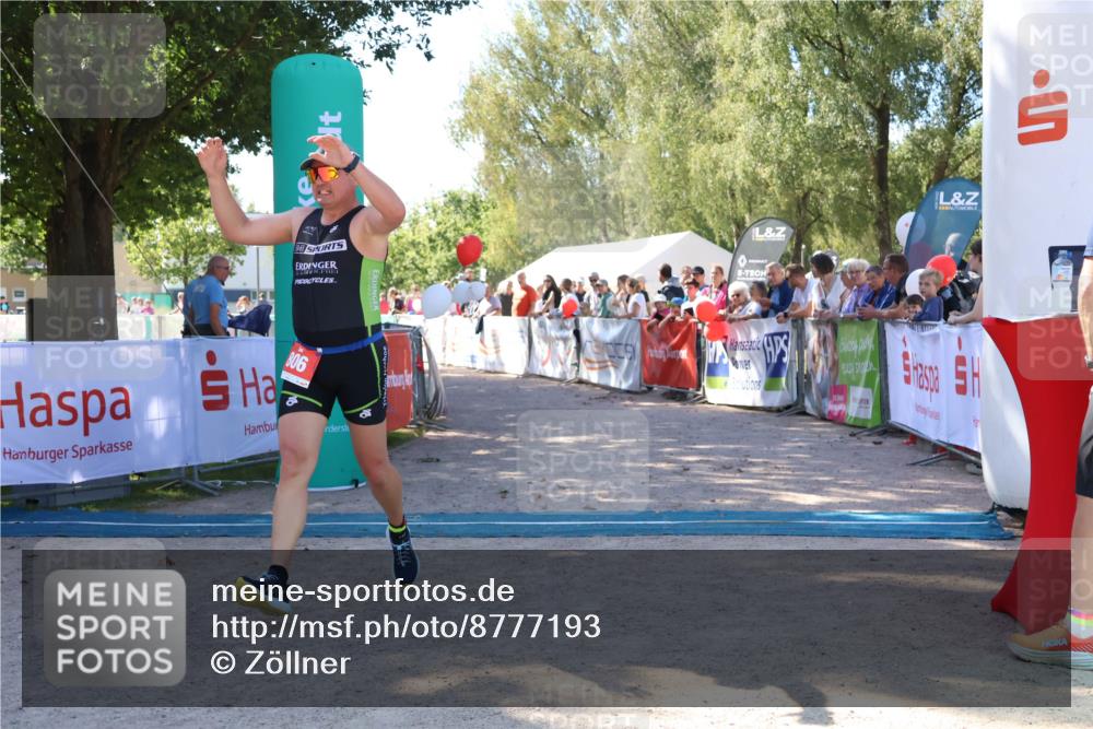 07.09.2025 - 19. Norderstedt Triathlon Zöllner http://msf.ph/oto/8777193 07.09.2025 12:09:19 Ziel 185, 806 meine-sportfotos.de