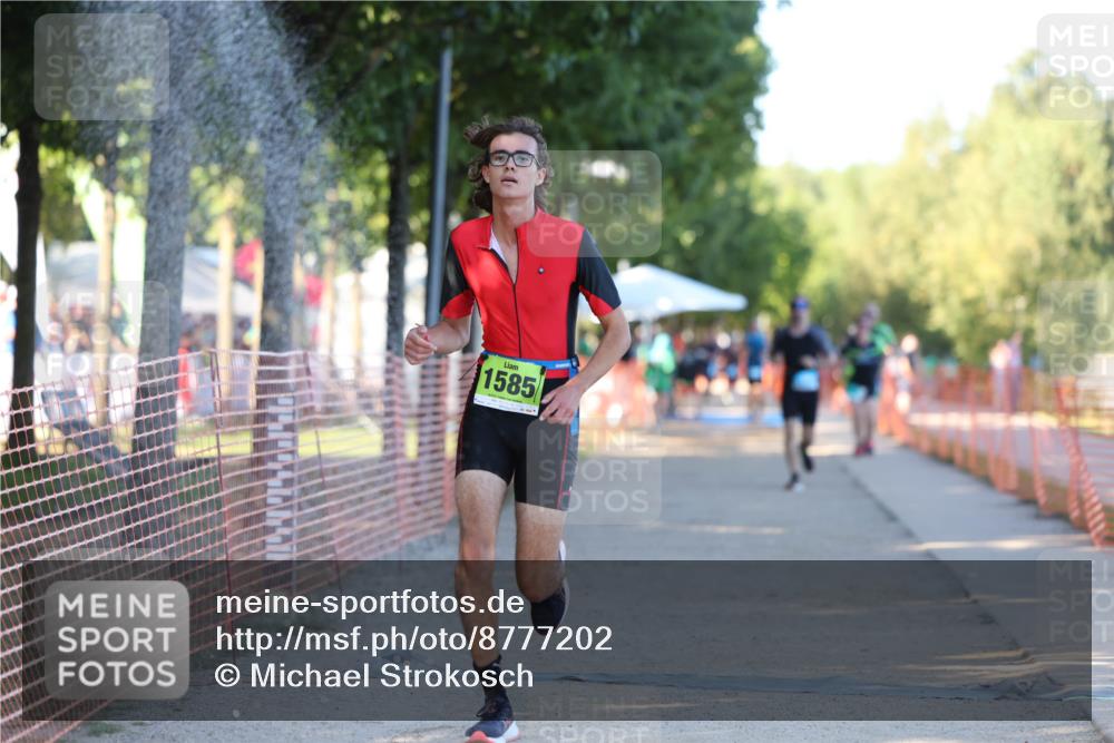 07.09.2025 - 19. Norderstedt Triathlon Michael Strokosch http://msf.ph/oto/8777202 07.09.2025 16:49:55 Laufen 1472, 1585 meine-sportfotos.de