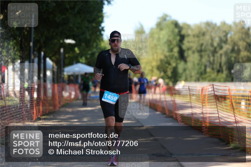 07.09.2025 - 19. Norderstedt Triathlon Michael Strokosch http://msf.ph/oto/8777206 07.09.2025 15:50:07 Laufen 377, 400, 445, 478, 1459 meine-sportfotos.de