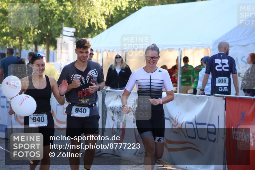 07.09.2025 - 19. Norderstedt Triathlon Zöllner http://msf.ph/oto/8777223 07.09.2025 17:14:17 Ziel 940 meine-sportfotos.de