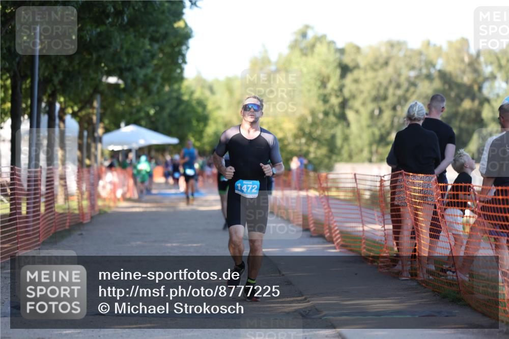 07.09.2025 - 19. Norderstedt Triathlon Michael Strokosch http://msf.ph/oto/8777225 07.09.2025 16:50:01 Laufen 1472, 1547 meine-sportfotos.de