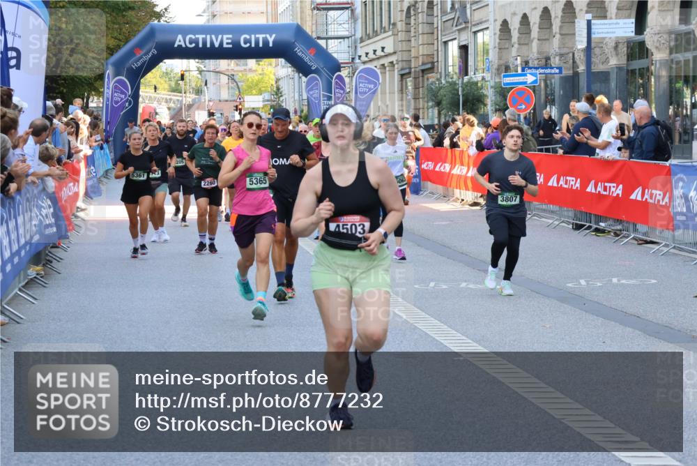 07.09.2025 - BARMER Alsterlauf Strokosch-Dieckow http://msf.ph/oto/8777232 07.09.2025 10:07:14 Ziel 2233, 2353, 2372, 2520, 2662, 2755, 2893, 2939, 2965, 3063, 3108, 3109, 3265, 3837, 3864, 3976, 4110, 4859, 4860, 5173, 5315, 5399, 5402, 5475, 5524, 5593, 5854, 5932, 5939, 6140, 6141, 6219, 6343, 8282 meine-sportfotos.de