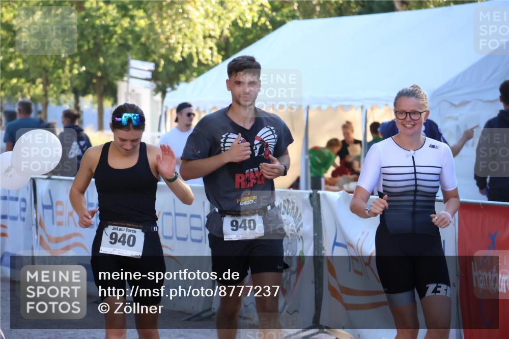 07.09.2025 - 19. Norderstedt Triathlon Zöllner http://msf.ph/oto/8777237 07.09.2025 17:14:18 Ziel 940 meine-sportfotos.de