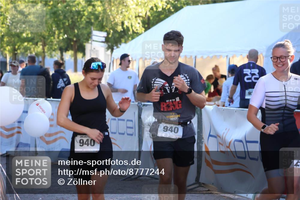 07.09.2025 - 19. Norderstedt Triathlon Zöllner http://msf.ph/oto/8777244 07.09.2025 17:14:18 Ziel 940 meine-sportfotos.de