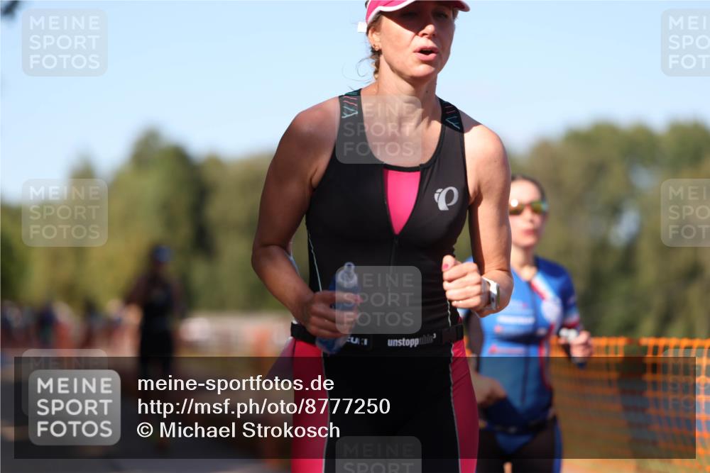 07.09.2025 - 19. Norderstedt Triathlon Michael Strokosch http://msf.ph/oto/8777250 07.09.2025 15:50:15 Laufen 377, 467, 469, 478 meine-sportfotos.de
