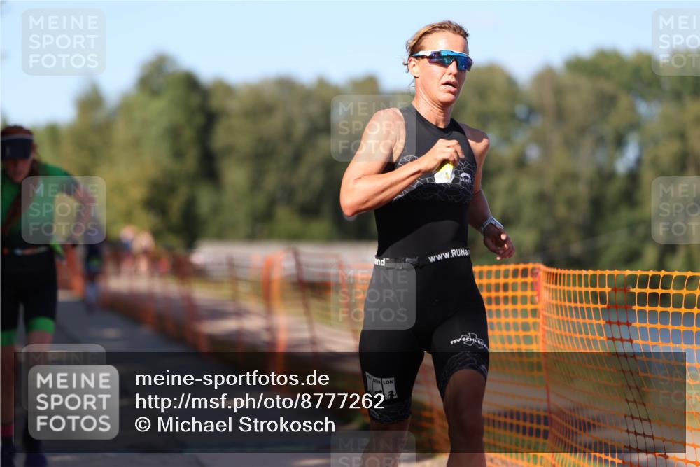 07.09.2025 - 19. Norderstedt Triathlon Michael Strokosch http://msf.ph/oto/8777262 07.09.2025 15:50:19 Laufen 467, 469, 884 meine-sportfotos.de