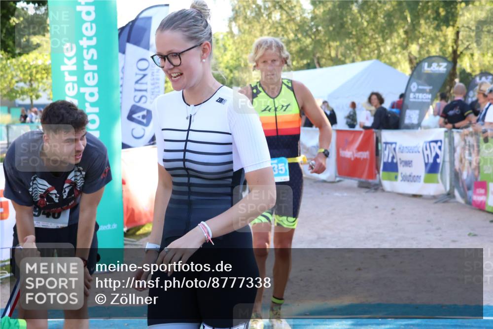 07.09.2025 - 19. Norderstedt Triathlon Zöllner http://msf.ph/oto/8777338 07.09.2025 17:14:25 Ziel 940, 1435, 1472 meine-sportfotos.de