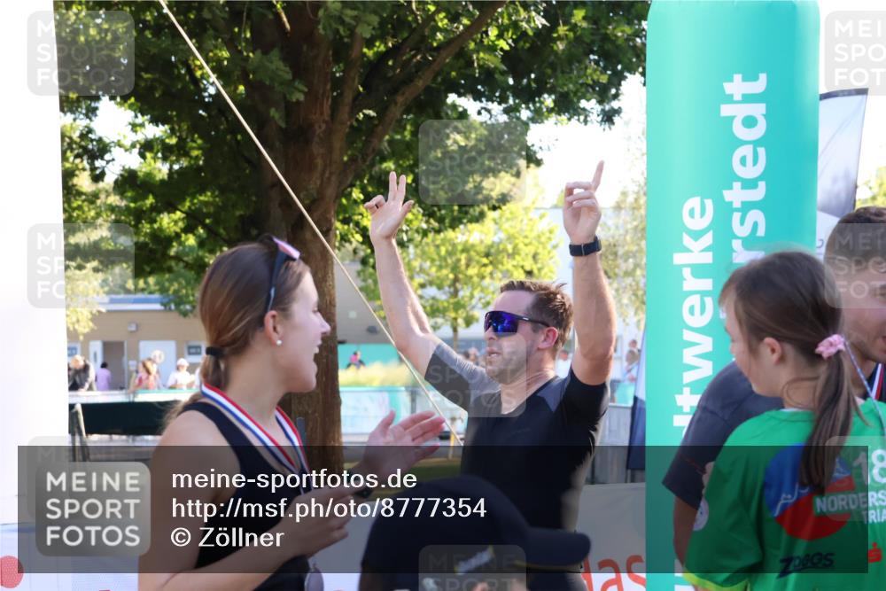 07.09.2025 - 19. Norderstedt Triathlon Zöllner http://msf.ph/oto/8777354 07.09.2025 17:14:28 Ziel 940, 1435, 1472 meine-sportfotos.de