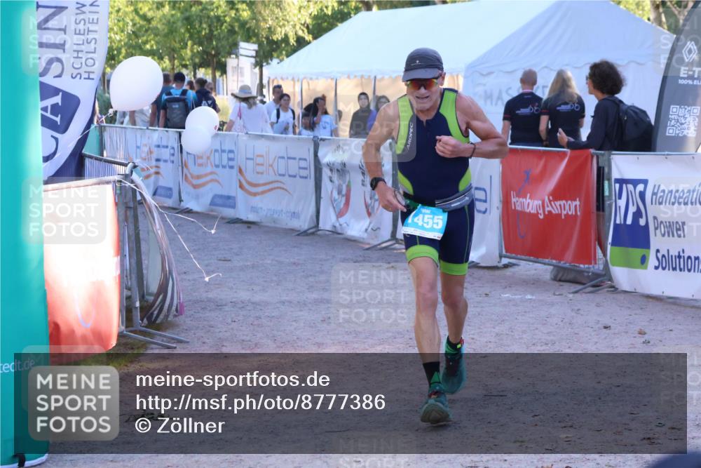 07.09.2025 - 19. Norderstedt Triathlon Zöllner http://msf.ph/oto/8777386 07.09.2025 17:14:45 Ziel 1455 meine-sportfotos.de