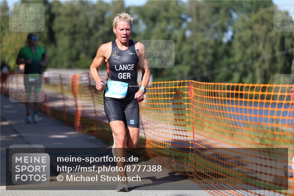07.09.2025 - 19. Norderstedt Triathlon Michael Strokosch http://msf.ph/oto/8777388 07.09.2025 15:50:36 Laufen 479, 480, 896, 1492 meine-sportfotos.de