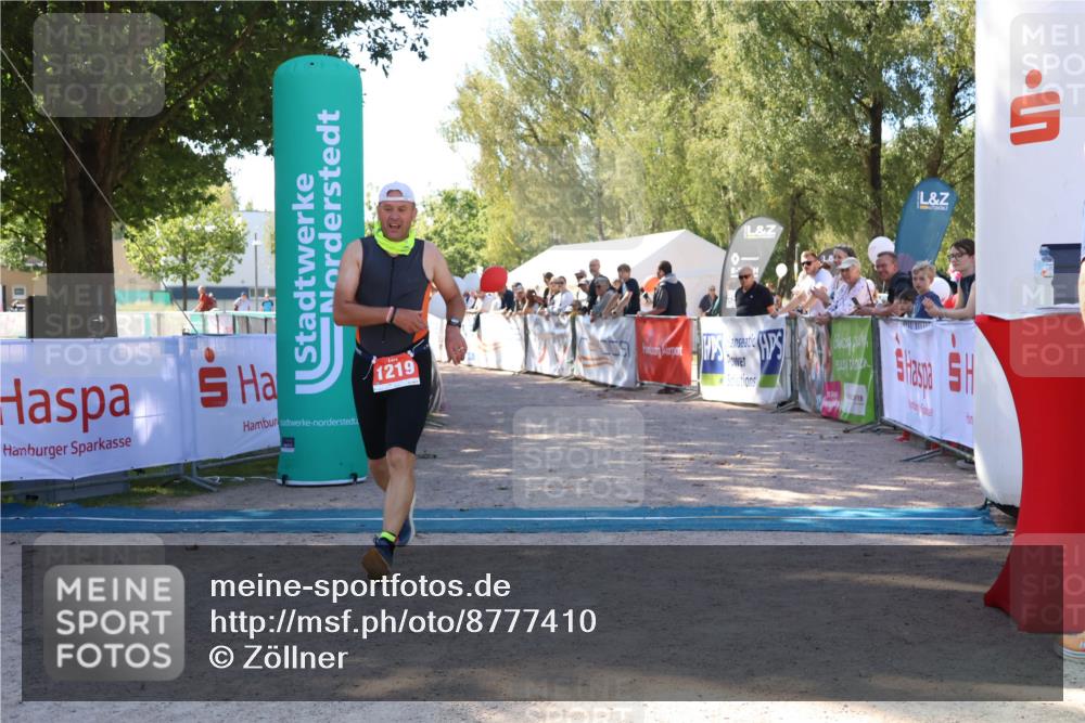 07.09.2025 - 19. Norderstedt Triathlon Zöllner http://msf.ph/oto/8777410 07.09.2025 12:12:01 Ziel 1219 meine-sportfotos.de
