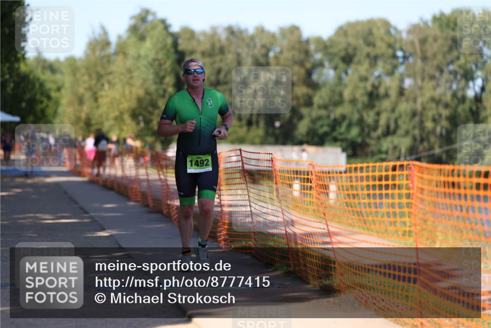 07.09.2025 - 19. Norderstedt Triathlon Michael Strokosch http://msf.ph/oto/8777415 07.09.2025 15:50:38 Laufen 479, 896, 1492 meine-sportfotos.de