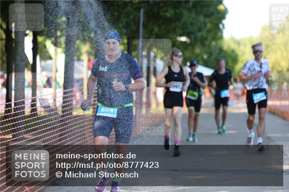 07.09.2025 - 19. Norderstedt Triathlon Michael Strokosch http://msf.ph/oto/8777423 07.09.2025 16:51:05 Laufen 864, 868, 915, 936, 941, 1095, 1407 meine-sportfotos.de