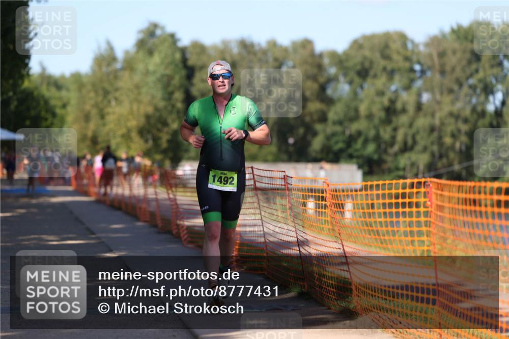 07.09.2025 - 19. Norderstedt Triathlon Michael Strokosch http://msf.ph/oto/8777431 07.09.2025 15:50:39 Laufen 479, 896, 1492 meine-sportfotos.de