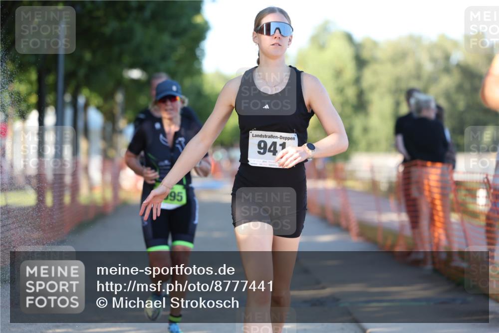 07.09.2025 - 19. Norderstedt Triathlon Michael Strokosch http://msf.ph/oto/8777441 07.09.2025 16:51:08 Laufen 864, 868, 941, 1095, 1407 meine-sportfotos.de