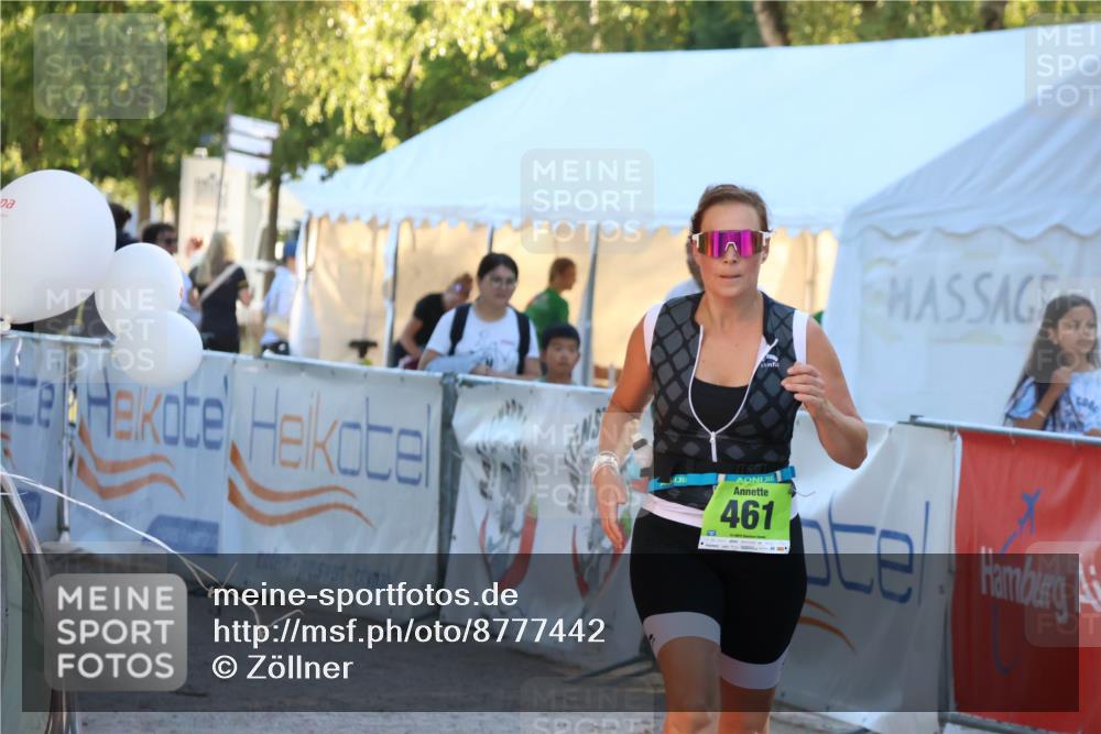 07.09.2025 - 19. Norderstedt Triathlon Zöllner http://msf.ph/oto/8777442 07.09.2025 17:15:06 Ziel 461 meine-sportfotos.de