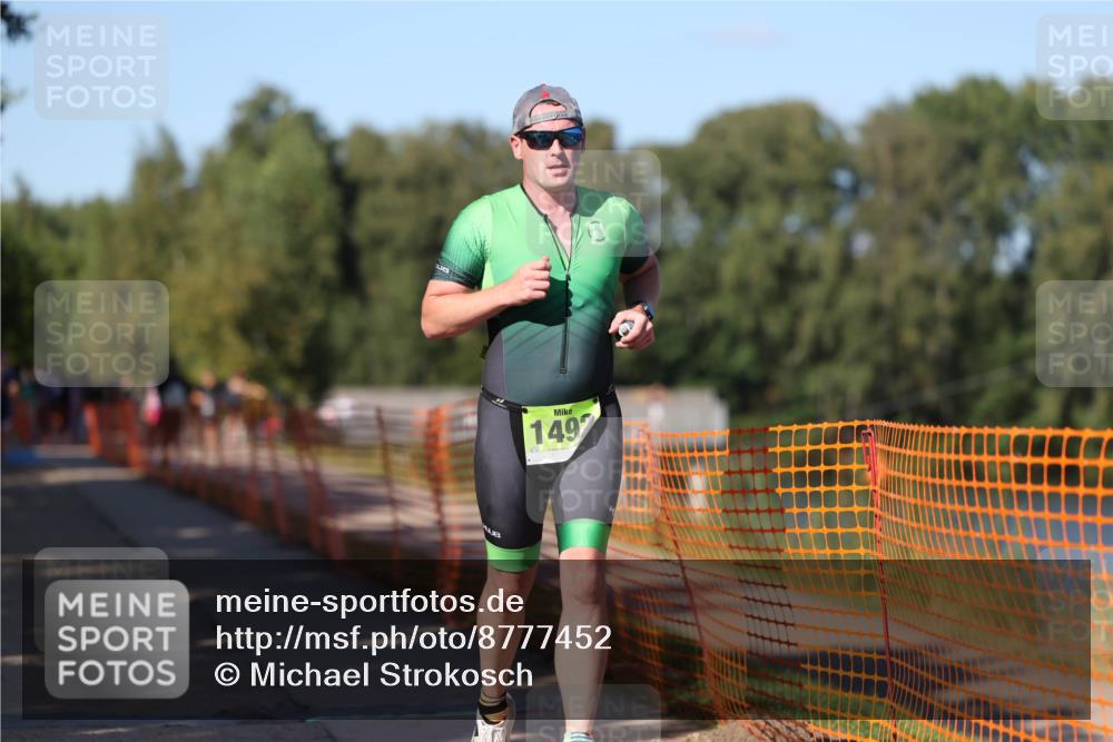 07.09.2025 - 19. Norderstedt Triathlon Michael Strokosch http://msf.ph/oto/8777452 07.09.2025 15:50:40 Laufen 479, 896, 1492 meine-sportfotos.de