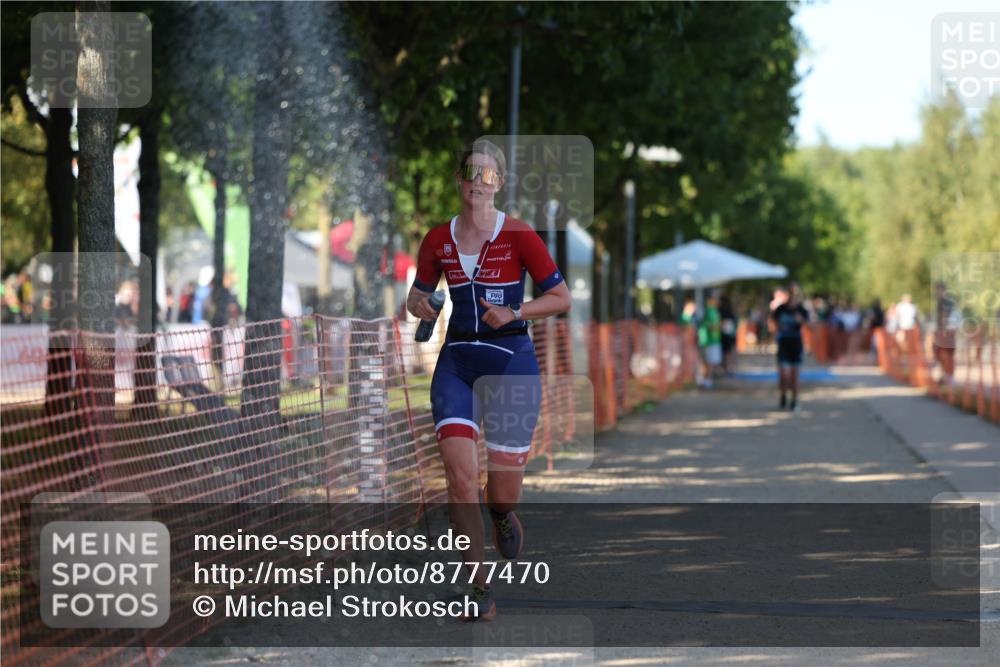07.09.2025 - 19. Norderstedt Triathlon Michael Strokosch http://msf.ph/oto/8777470 07.09.2025 15:51:05 Laufen 1498 meine-sportfotos.de